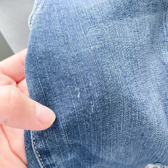 American Eagle Curvy Super Hi-Rise Jegging Jeans | distressed, dark wash denim - Picture 7 of 7